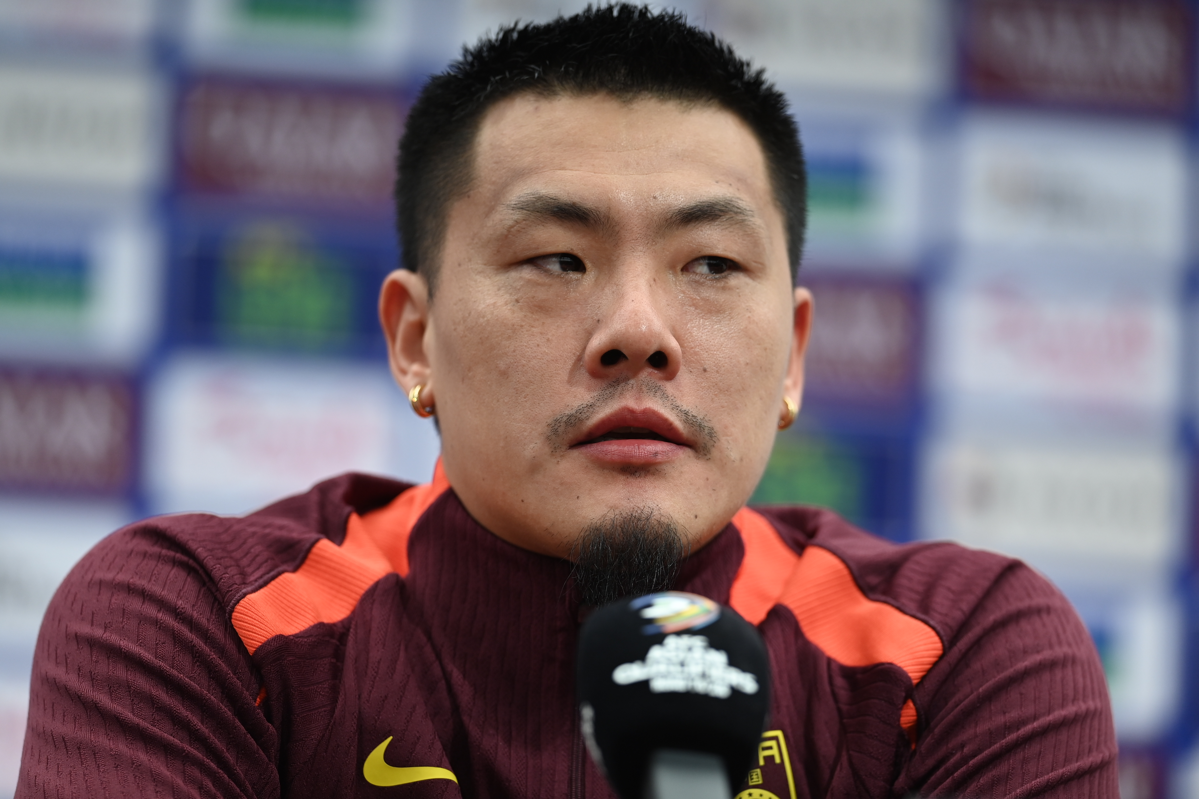 开云入口 -包含集结日上海申花调整名单以备足总杯，队长鼓劲环节打磨，气氛紧张，资深球员宣示担当的词条